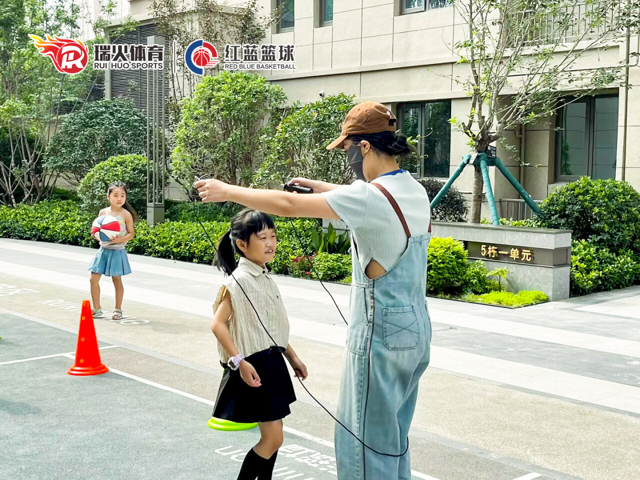 瑞火进社区 | 全民健身▪燃动盛夏亲子运动会