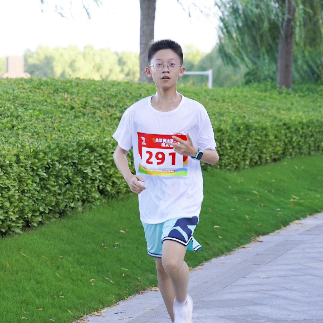 瑞火体育「共筑奥运梦·瑞火健康跑」百人健康跑活动圆满结束