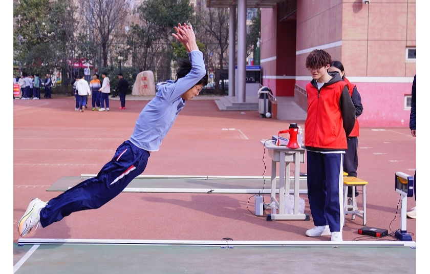中考体测调整 想得高分需常锻炼